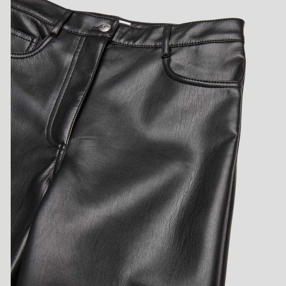 Artizia’s Wilfred Melina vegan leather crop pant - Picture 5 of 11